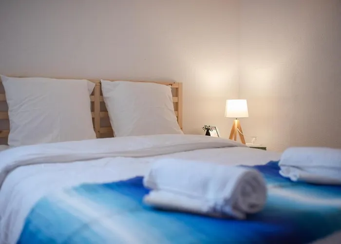 Duplex Familial Proche Et Commerces 아파트 카브레톤